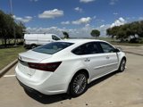Used 2016 Toyota Avalon Limited image 5