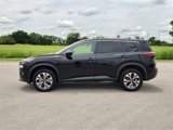 Used 2023 Nissan Rogue SV image 4