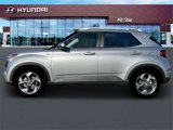 New 2025 Hyundai Venue SEL image 3