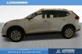 Used 2018 Nissan Rogue SV image 4