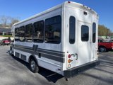 Used 2006 Ford E-450 and Econoline 450 image 3