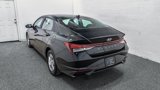 Used 2022 Hyundai Elantra SE image 6
