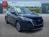 Used 2023 Nissan Kicks SV image 3