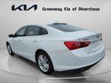Used 2018 Chevrolet Malibu LT w/ Leather Package image 4