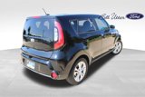Used 2016 Kia Soul + image 4