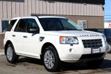 Used 2010 Land Rover LR2 HSE image 3