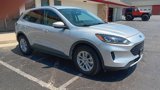 Used 2020 Ford Escape SE image 3