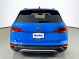 Used 2022 Volkswagen Taos SE w/ Panoramic Sunroof Package image 5