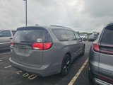 Used 2020 Chrysler Pacifica Touring-L w/ S Appearance Package image 5