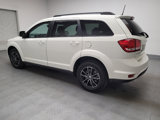 Used 2019 Dodge Journey SE w/ Premium Group image 3