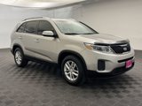 Used 2015 Kia Sorento LX image 6