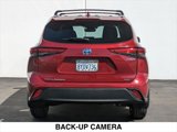 Used 2021 Toyota Highlander XLE image 4
