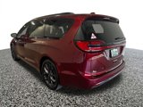 Used 2021 Chrysler Pacifica Touring w/ S Appearance Package image 3
