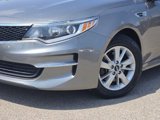Used 2018 Kia Optima LX image 3