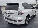 Used 2017 Lexus GX 460 image 4