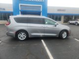 Used 2020 Chrysler Pacifica Limited image 4
