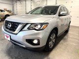 Used 2019 Nissan Pathfinder SV image 4
