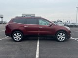 Used 2017 Chevrolet Traverse LT w/ Style and Technology Package image 2