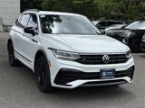Certified 2022 Volkswagen Tiguan SE R-Line image 2