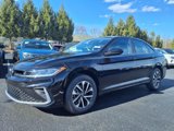 New 2025 Volkswagen Jetta SE image 2