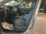 Used 2019 Chevrolet Equinox LT image 2