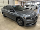 Used 2020 Volkswagen Jetta SE image 2