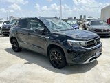 Certified 2023 Volkswagen Taos SE w/ Black Wheel Package image 4