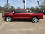 Used 2016 Nissan Titan SL image 2