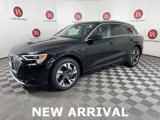 Used 2022 Audi e-tron Premium Plus image 3