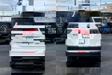 Used 2022 Volkswagen Tiguan SE image 4
