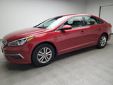 Used 2015 Hyundai Sonata SE image 2