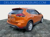 Used 2019 Nissan Rogue SV image 3