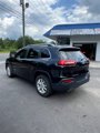 Used 2017 Jeep Cherokee Latitude image 5