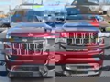Used 2018 Jeep Grand Cherokee Limited image 3