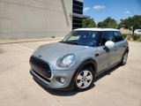 Used 2016 MINI Cooper 4-Door Hardtop image 4