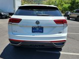 Used 2021 Volkswagen Atlas Cross Sport SE w/ Panoramic Sunroof Package image 4