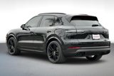 Used 2022 Porsche Cayenne S image 3