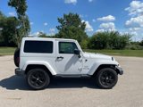 Used 2018 Jeep Wrangler Sahara w/ Connectivity Group image 2