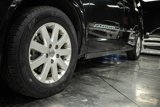 Used 2016 Chrysler Town & Country Touring image 4