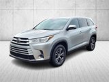 Used 2019 Toyota Highlander LE image 3