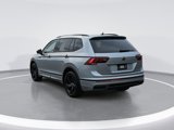 Certified 2024 Volkswagen Tiguan SE R-Line image 5
