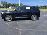 Used 2023 GMC Terrain Denali w/ Denali Premium Package image 4