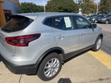 Used 2021 Nissan Rogue Sport S image 4