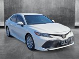 Used 2018 Toyota Camry LE image 3