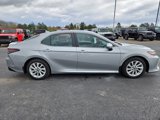 Used 2021 Toyota Camry LE image 4