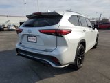 Certified 2023 Toyota Highlander XSE image 3