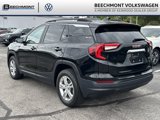 Used 2022 GMC Terrain SLE w/ Driver Convenience Package image 5