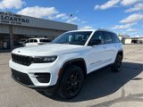Used 2024 Jeep Grand Cherokee Altitude image 2