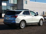 Used 2022 Chevrolet Equinox LT image 2