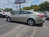 Used 2014 Toyota Avalon Limited image 3